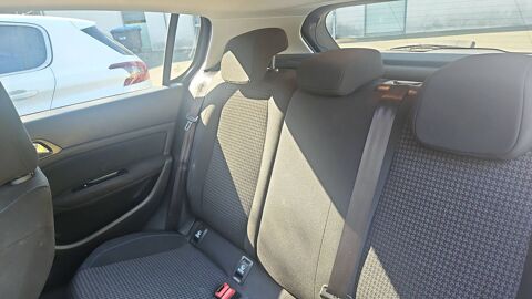308 1.2 PureTech 130 EAT8 Style - Automatique 2019 occasion 17000 La Rochelle