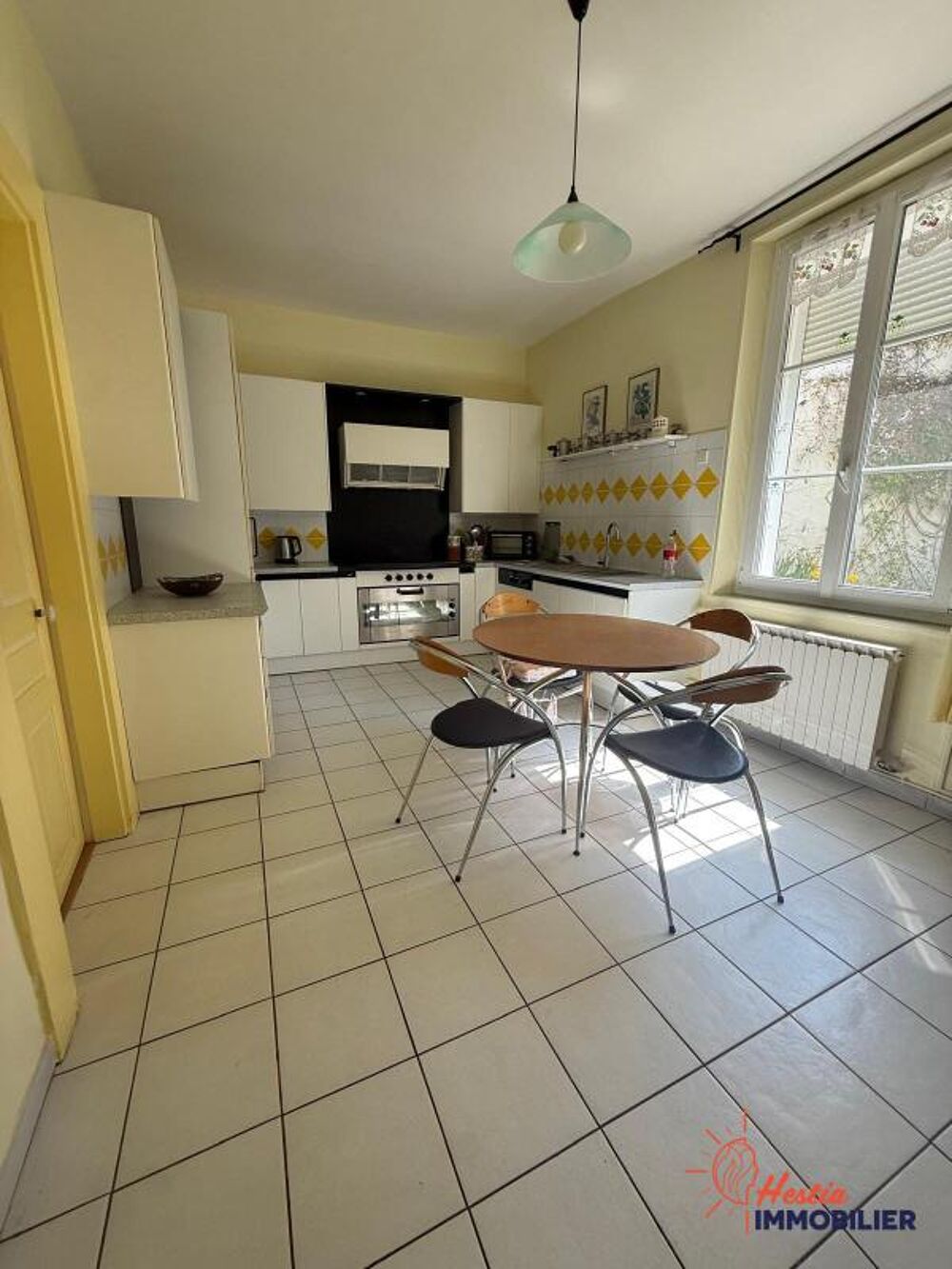 Ensemble immobilier à Mailly-le-camp
