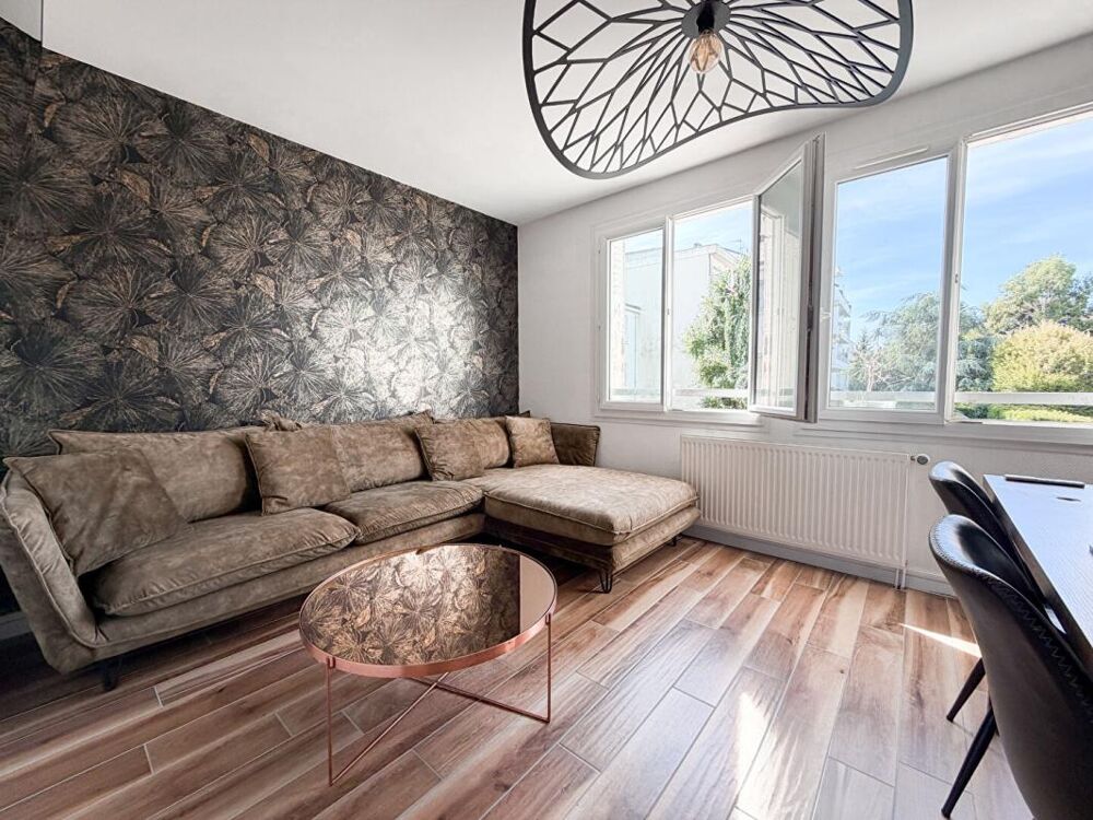 A louer Appartement MEUBLE Type 3 - Grillaud