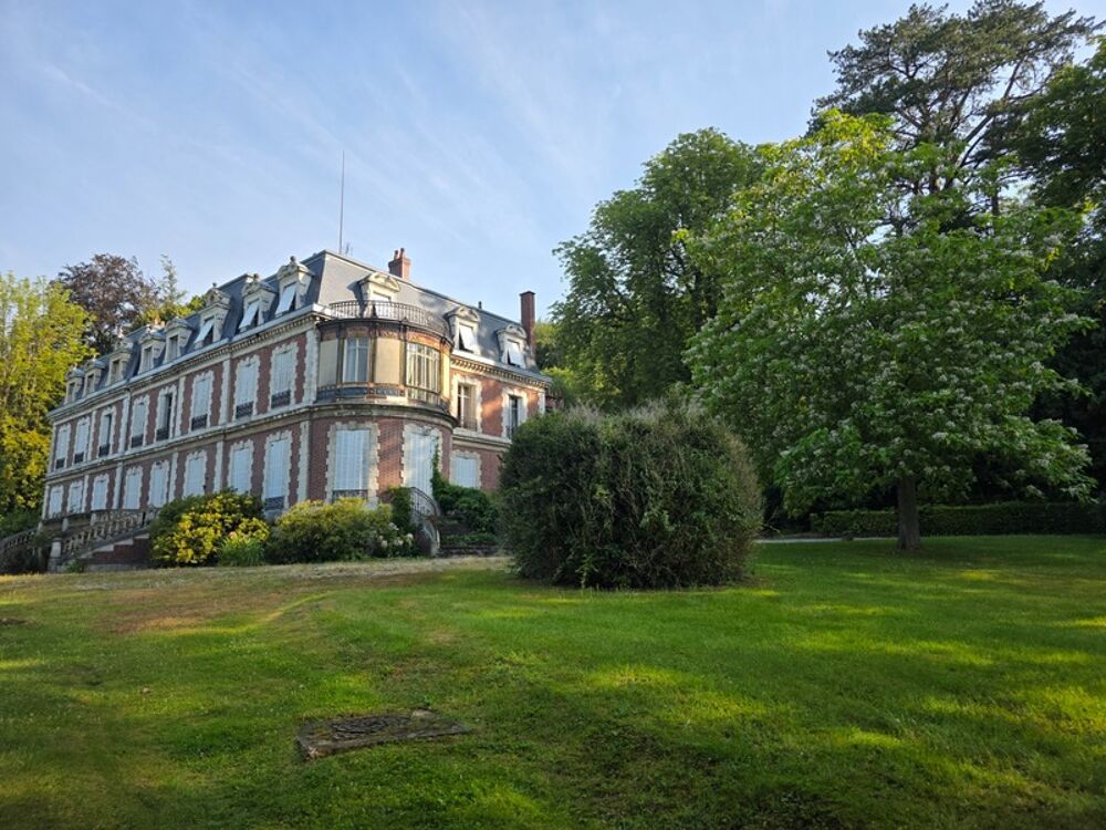 Appartement de prestige dans un château du XIXe siècle  152 m²