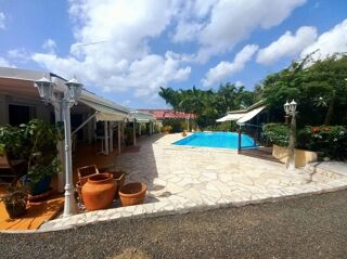  Villa à vendre 6 pièces 238 m²