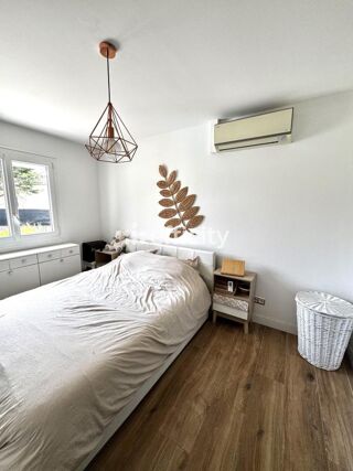  Villa à vendre 6 pièces 150 m²