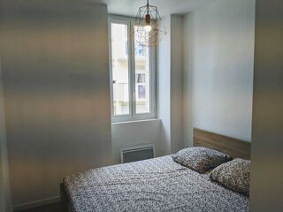  Appartement à louer 2 pièces 33 m²