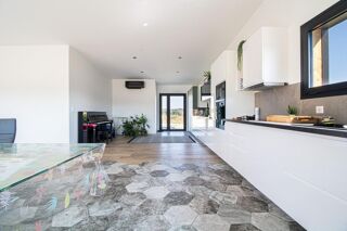  Maison � vendre 4 pi�ces 166 m�