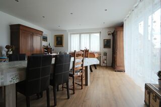  Maison à vendre 8 pièces 211 m²