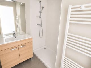  Appartement à louer 2 pièces 49 m²