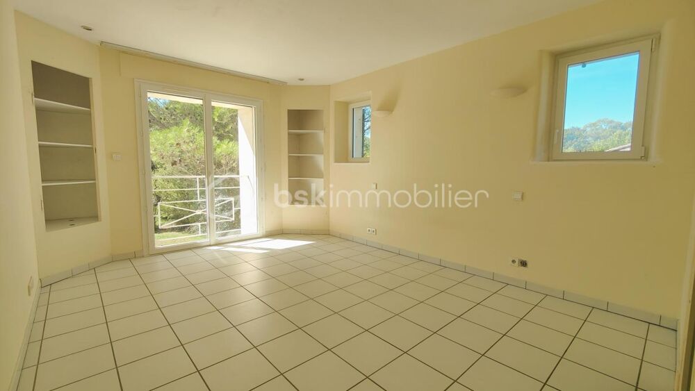 � vendre  Maison Mont�limar (26200)