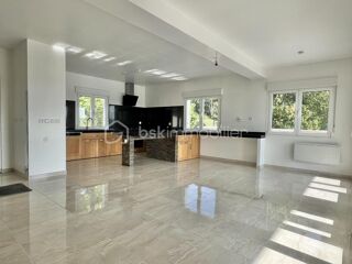  Maison � vendre 8 pi�ces 170 m�