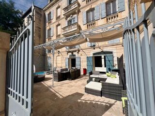  Immeuble à vendre 15 + pièces 400 m²