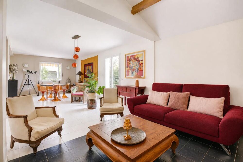 Maison de 4 pièces de 112 m² à Décines-Charpieu