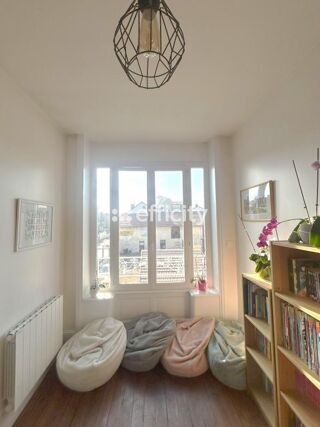  Appartement  vendre 8 pices 165 m