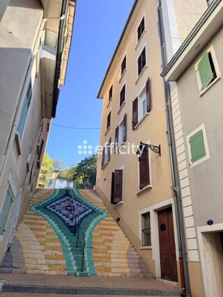  Immeuble à vendre 232 m²