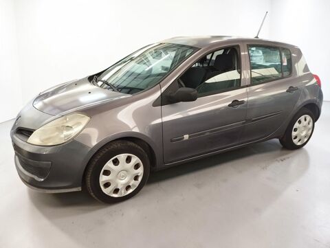 Clio III 1.2 75 AUTHENTIQUE 5P 2007 occasion 06640 Saint-Jeannet
