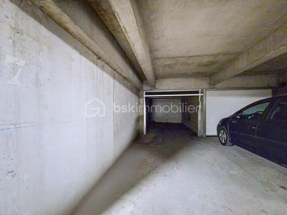 Vente Parking/Garage Parking double en enfilade  (box + emplacement) en sous-sol sécurisé-26m² Chelles