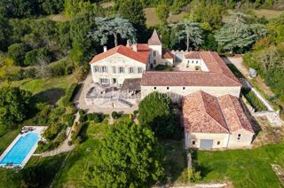  Propriété/château à vendre 15 + pièces 910 m²