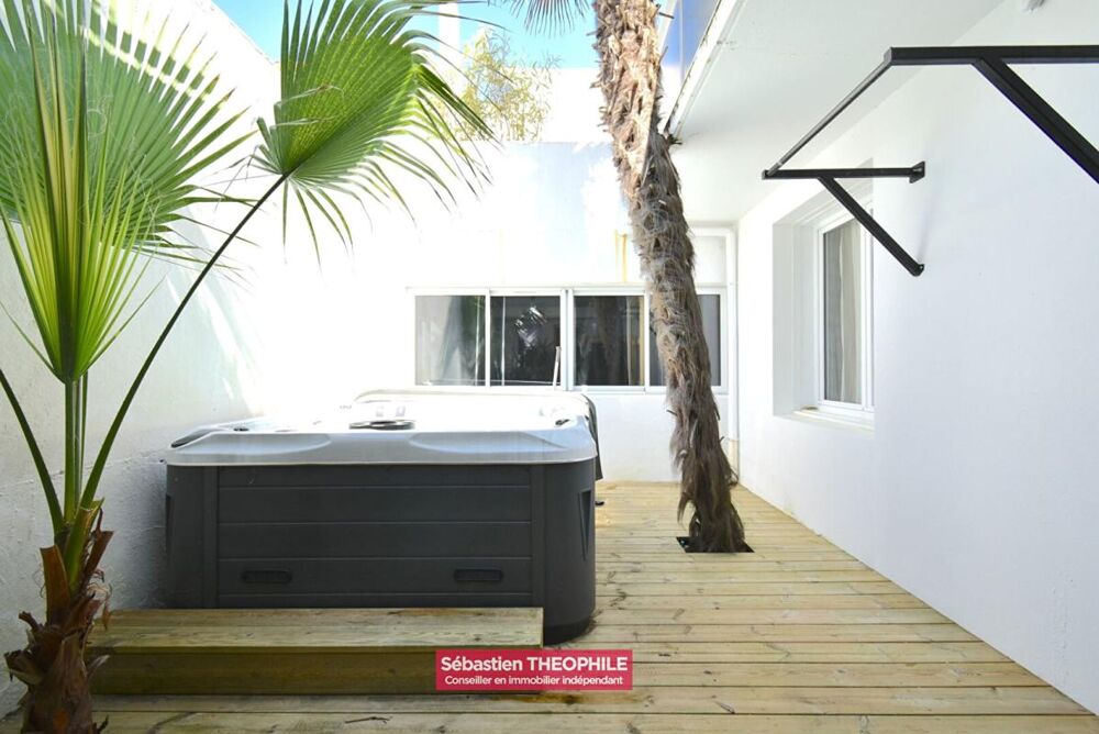 Vente Maison Centre-ville CHALLANS : Maison  6 pièce(s)  4 chambres 194 m2 Challans