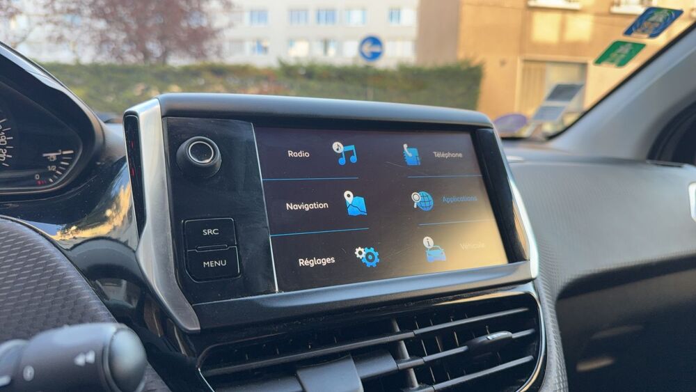 2008 1.2 PureTech 82 Active 2017 occasion 69008 Lyon