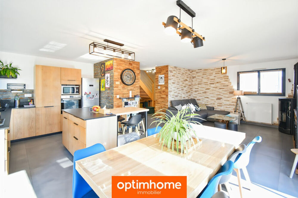 Maison de 131 m² CREVIN (35)