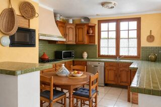  Maison à vendre 10 pièces 222 m²