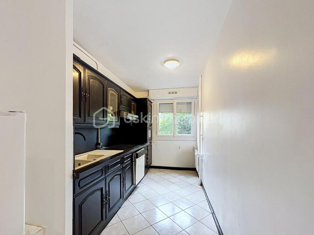 Appartement 4 pièces 74 m² · à Ris Orangis · 74 m² · 146 000 €