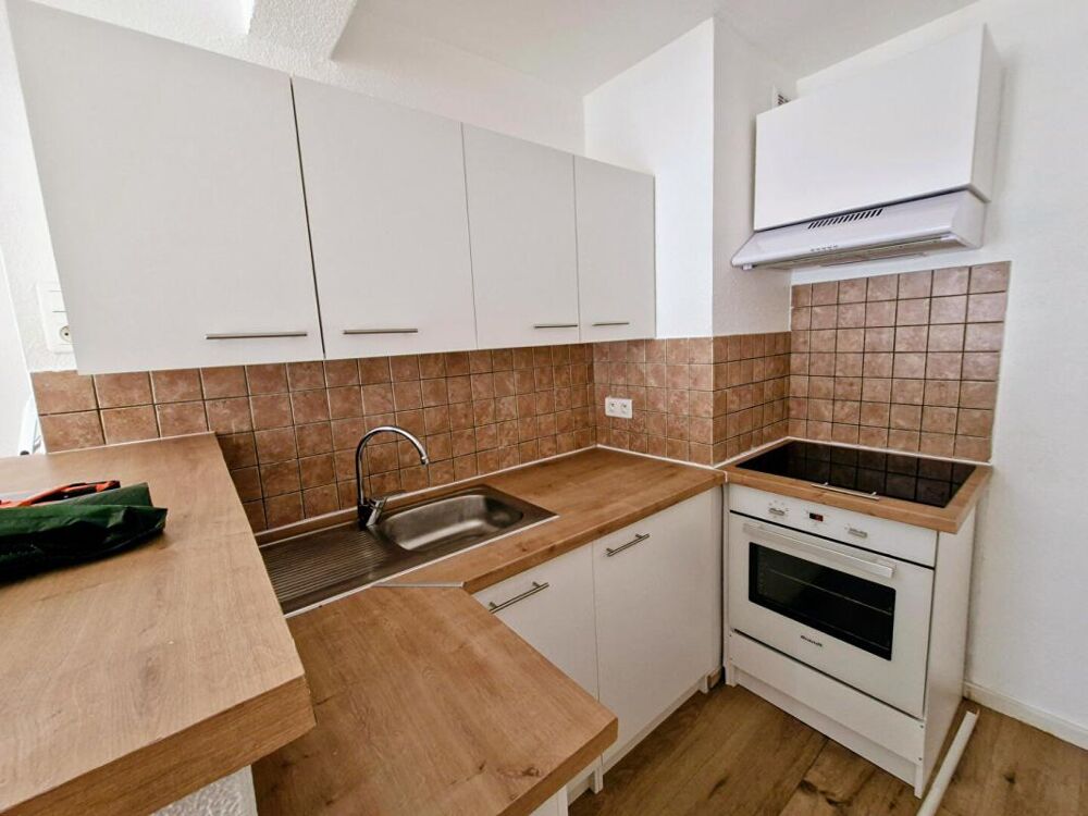 ROANNE - APPARTEMENT T2