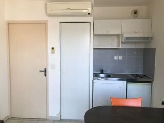 Appartement à louer 1 pièce 19 m²