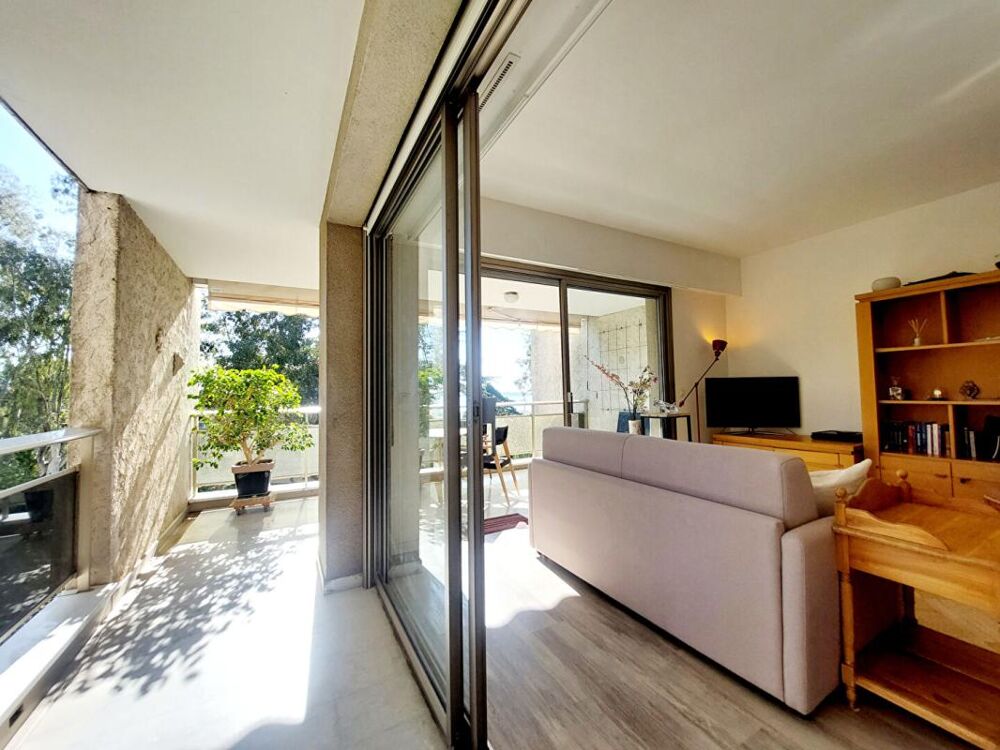 Vente Appartement CANNES Croix des Gardes, 2 pièces Vue Mer Cannes