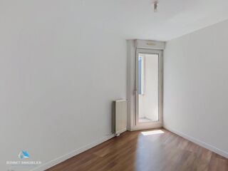  Appartement à louer 3 pièces 92 m²