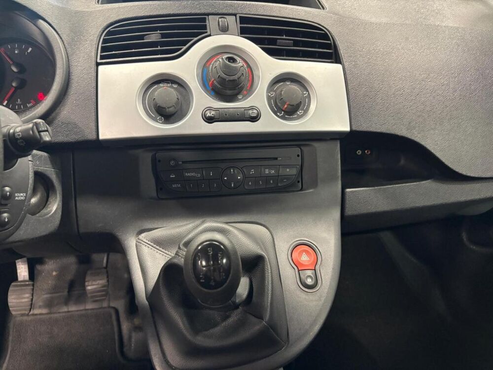 Kangoo 1.5 dCi 90 Extrem ( Am&eacute;nag&eacute; TPMR si&egrave;ge passager avant ) 2013 occasion 78200 Mantes La Jolie