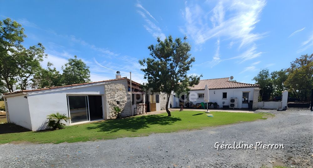 Belle longère en pierre 190 m² sur 7 000 m² de terrain avec atelier/hangar 450 m² fort potentiel professionnel ou activité