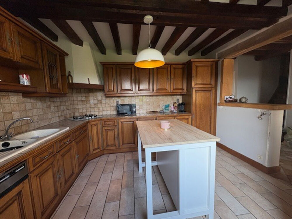 ? À VENDRE : Grande Maison Familiale sur Sous-Sol Total  Idéalement Située BLENEAU (89)