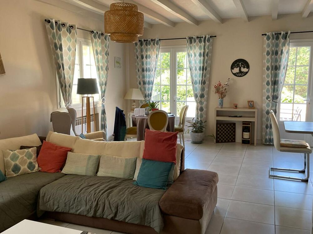 Maison traditionnelle sur 4500m² clos