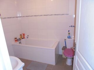  Appartement à louer 2 pièces 54 m²
