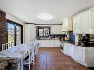  Maison à vendre 10 pièces 240 m²