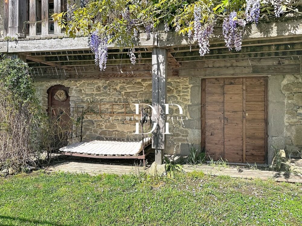 Lucinges, Maison à vendre 4 pièces de 134 m2 (74) Terrain d'env. 450 m2