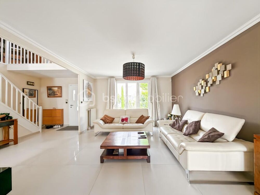 Vente Maison Découvrez cette rare maison avec piscine dans un cadre exceptionnel ! Saint germain les corbeil