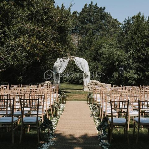 Domaine &Eacute;v&eacute;nementiel & Restaurant de R&eacute;f&eacute;rence � Dr&ocirc;me Proven&ccedil;ale 6800000 26200 Montelimar