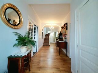  Maison à vendre 12 pièces 304 m²