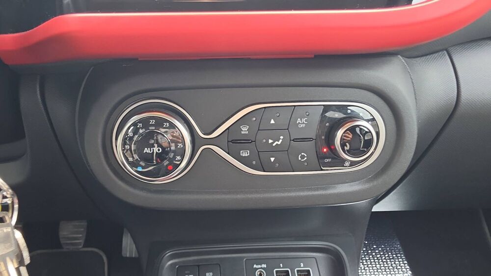 Twingo 0.9 TCe 92 Le Coq Sportif - Entretien constructeur 2019 occasion 83510 Lorgues