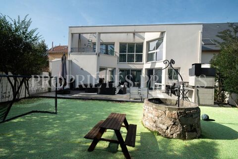   Maison contemporaine �cologique avec salle de cin�ma haut de gamme Maison - 6 pi�ce(s) - 309 m�