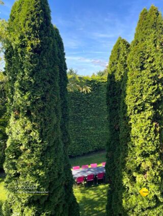  Villa � vendre 15 + pi�ces 398 m�