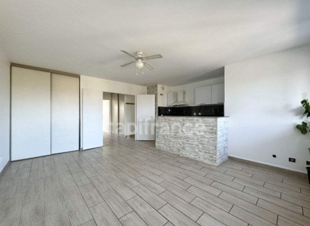 Location Appartement ANNECY CRAN-GEVRIER T3/4 avec balcon et garage Cran gevrier