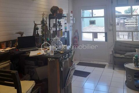  Vente Local Commercial de 40 m² en Centre-Ville de Saint-Joseph 