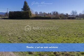  Terrain à vendre 704 m²