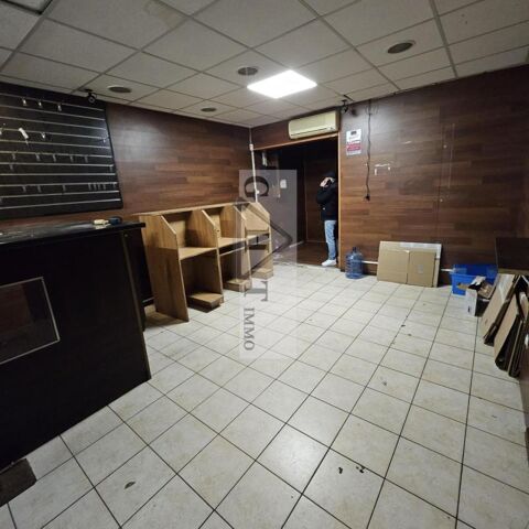   Boutique 26 m2 sur axe passant 