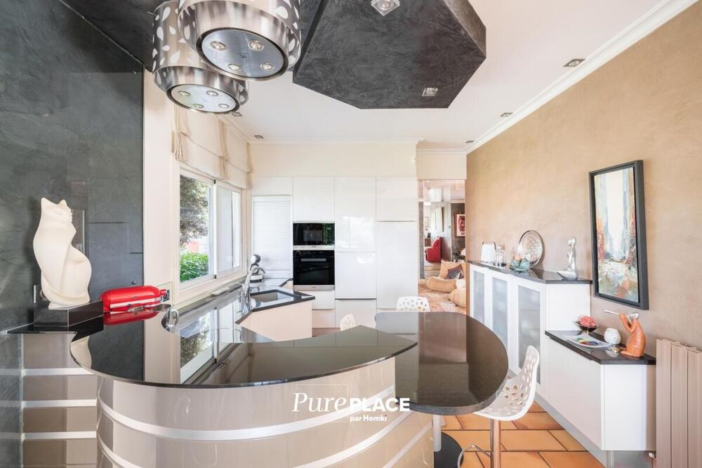 � vendre  Propri�t�/ch�teau Boisseron (34160)