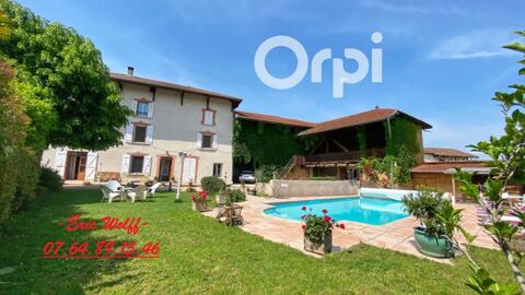   Villa au c�ur du village- 6 chambres Villa - 7 pi�ce(s) - 255 m�