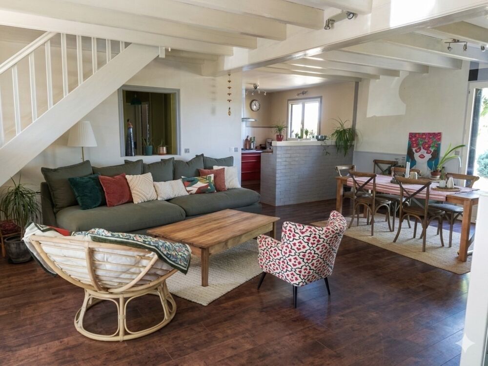 Vente Maison Maison à vendre 7 pièces proche de AIRVAULT (79) Terrain 7 446 m² Airvault