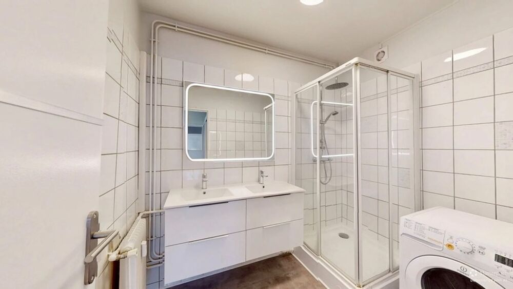 Vente Appartement T3 r�nov� - 5�me �tage avec ascenseur - Parking double - R�novation �nerg�tique Nancy