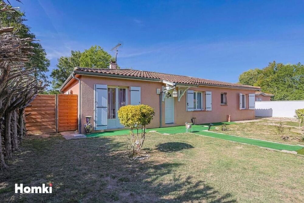 Vente Maison Maison de plain-pied – 4 chambres, piscine et grand garage – Montauban Montauban